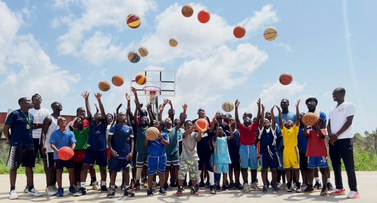 TRAINING  CAMPS VISION DREAM BASKET U12 ET U16